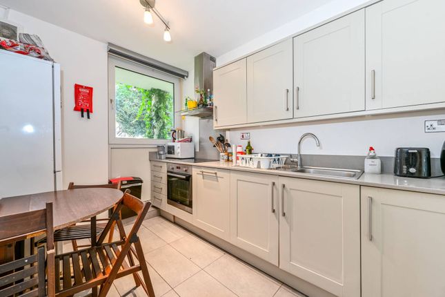 Stanhope Street, Euston, London, NW1 3 bed flat for sale