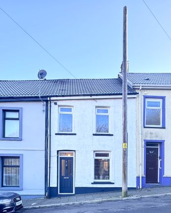 Penywaun, Aberdare CF44 3 bed terraced house for sale