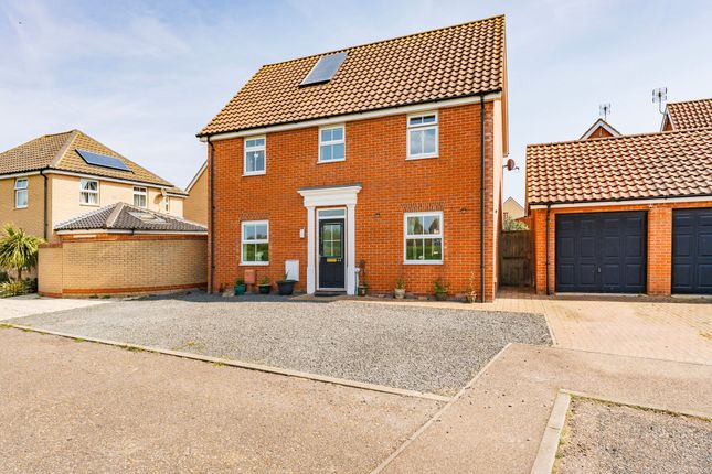 Buttermere Way, Carlton Colville 4 bed detached house for sale