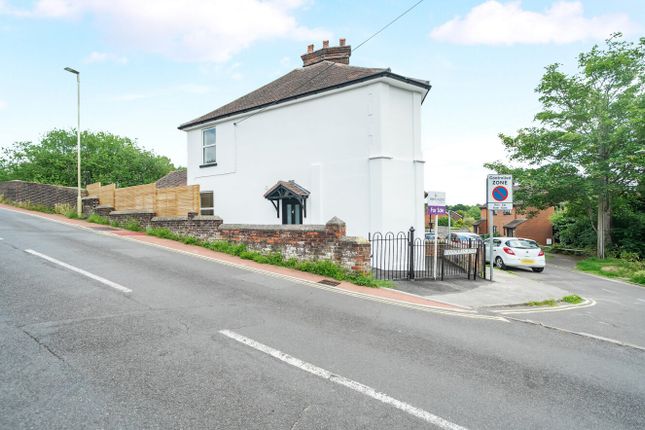 Bannerman Road, Hampshire GU32 2 bed end of terrace house for sale