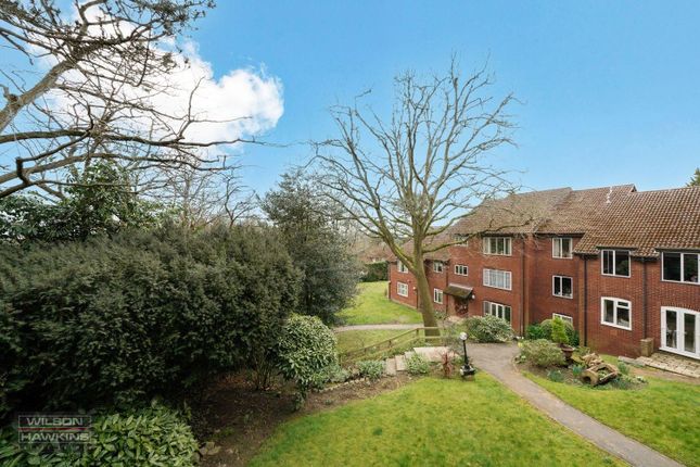 Mount Park Rd, Harrow On The Hill HA1 2 bed flat for sale