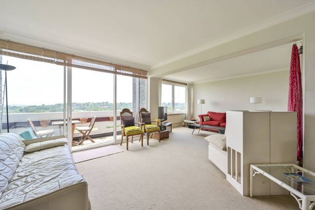 Lakeview Court, Wimbledon Park... 4 bed flat for sale