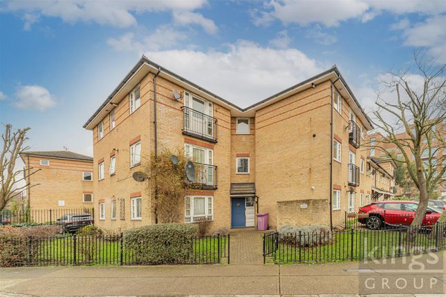 Reeves Road, London 2 bed flat for sale