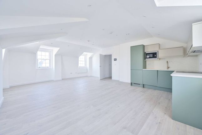 London SE8 2 bed flat for sale