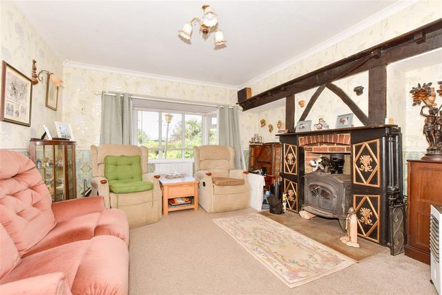 Bewsbury Cross Lane, Whitfield... 2 bed bungalow for sale