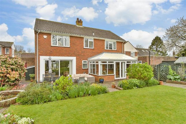 4 bed detached house