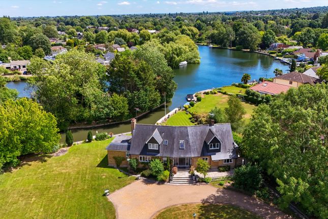 Creek House, Hamm Court, Weybridge... 5 bed detached house for sale