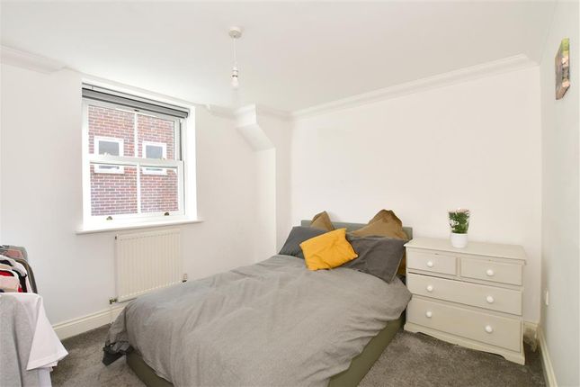 2 bed flat
