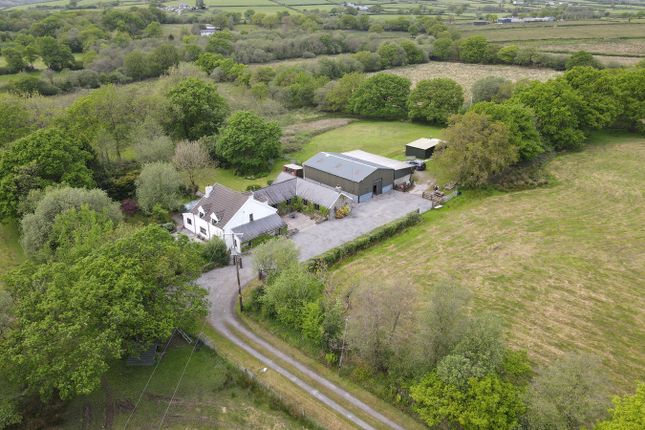 Capel Isaac, Llandeilo, SA19 4 bed property with land for sale