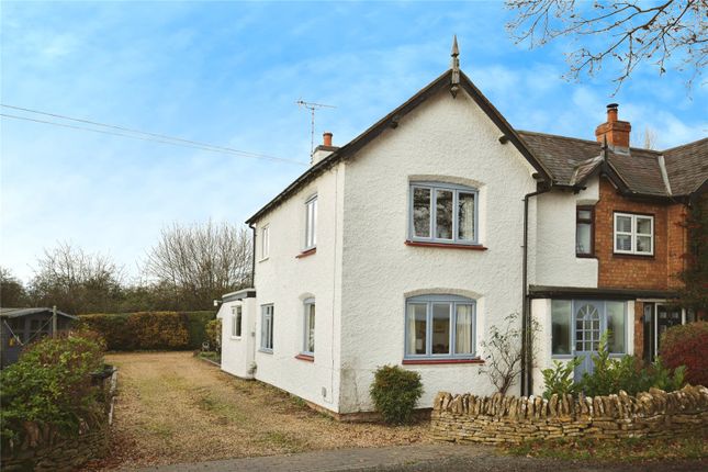 3 bed semi-detached house