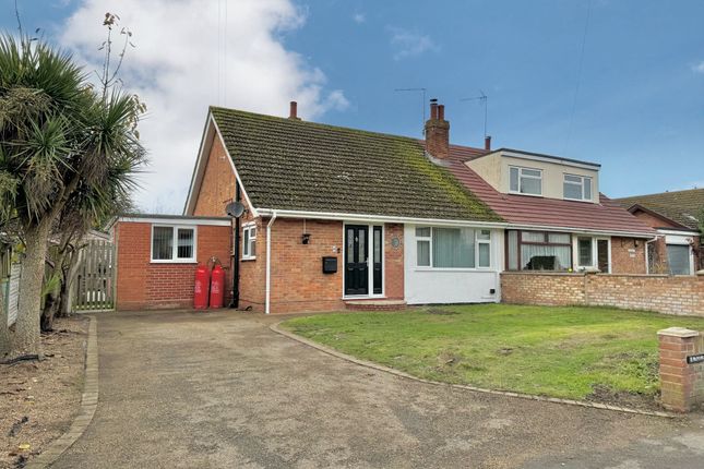 3 bed semi-detached bungalow