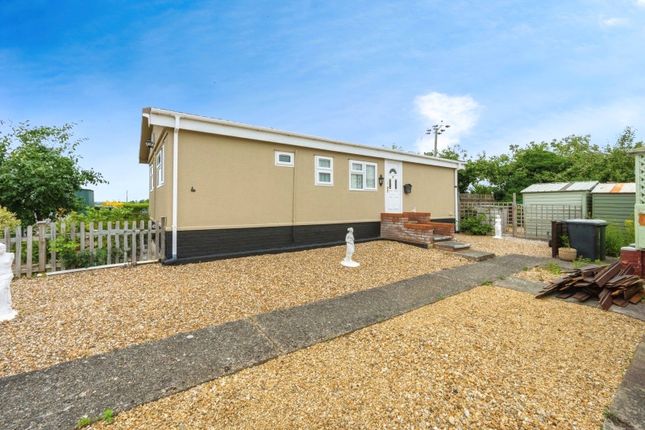 1 bedroom detached house for sale