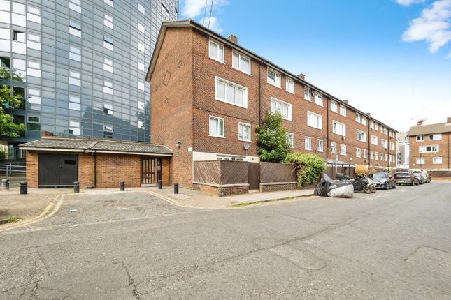 3 bedroom maisonette for sale