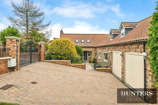 Holme View Court, Burton Agnes... 5 bed detached bungalow for sale
