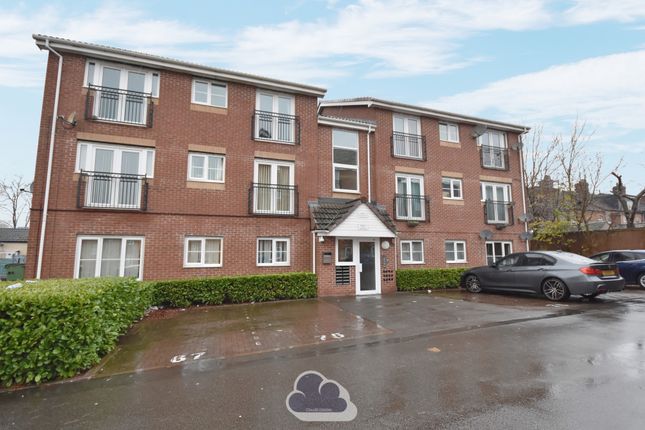 2 bedroom ground floor flat for sale