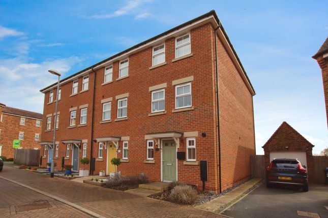4 bedroom terraced house for sale