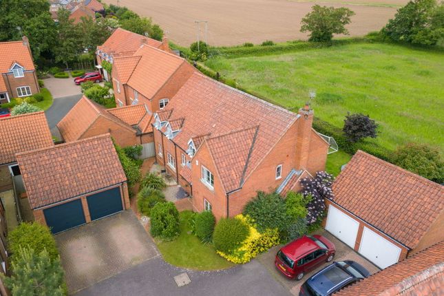 5 bedroom detached house for sale