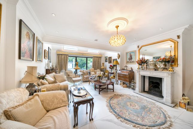 Bittacy Park Avenue, London, NW7 3 bed semi