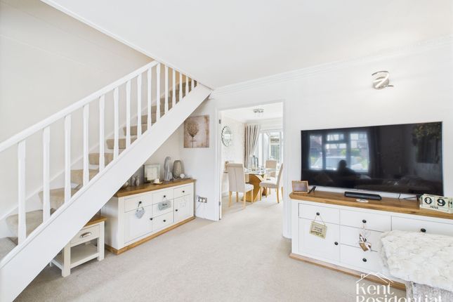 4 bed semi-detached house