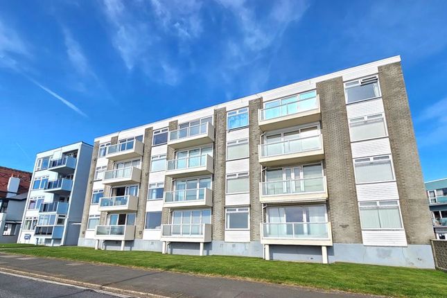 3 bed flat
