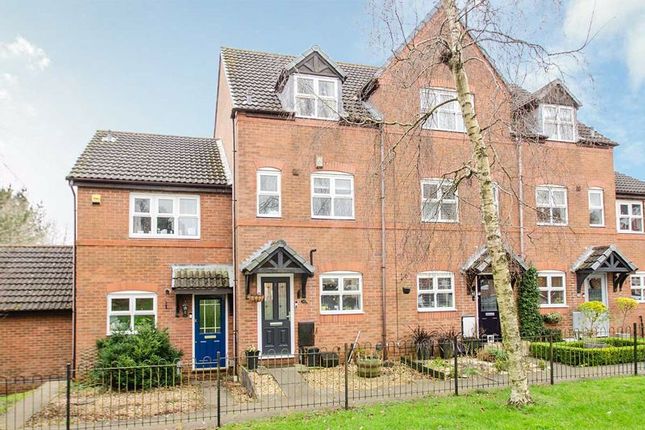 Gullick Way, Burntwood WS7 3 bed townhouse for sale