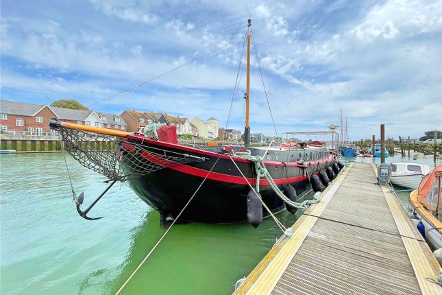 Arun Shipyard, Rope Walk... 1 bed property for sale