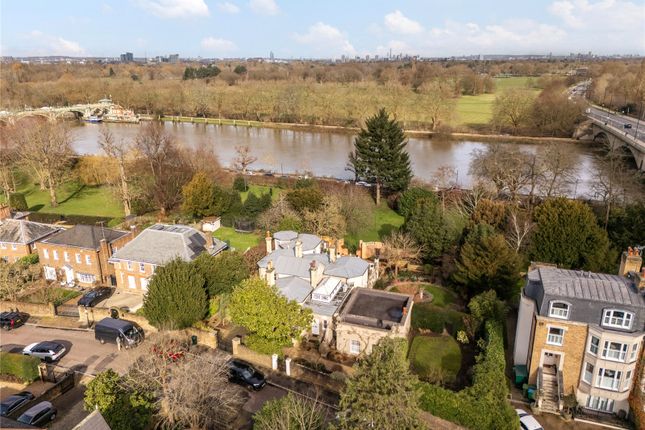 St. Peters Road, Twickenham, TW1 7 bed detached house for sale