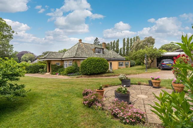 Freshwater Bay, Isle of Wight 7 bed detached house for sale