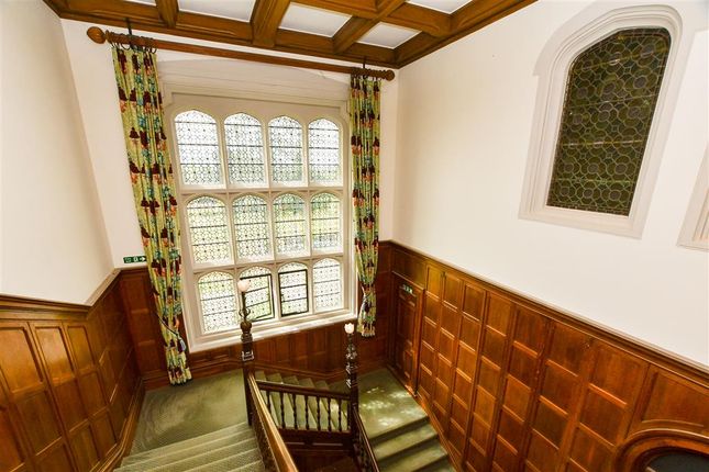2 bed flat