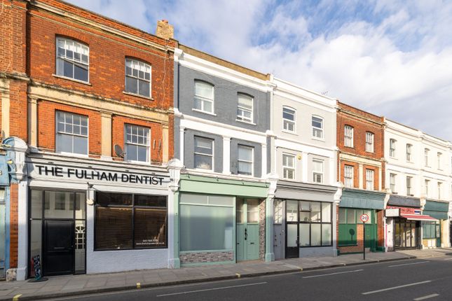 Salisbury Pavement, Dawes Road, London 3 bed flat for sale