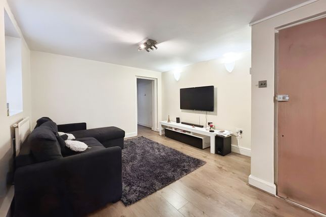 Balaam Street, London E13 1 bed apartment for sale