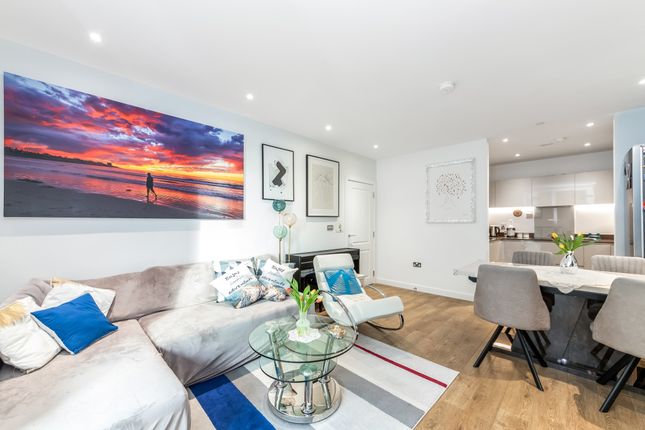 3 bed flat