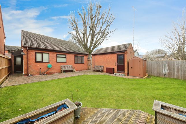 2 bedroom detached bungalow for sale