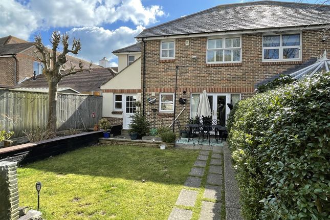 4 bedroom semi-detached house for sale