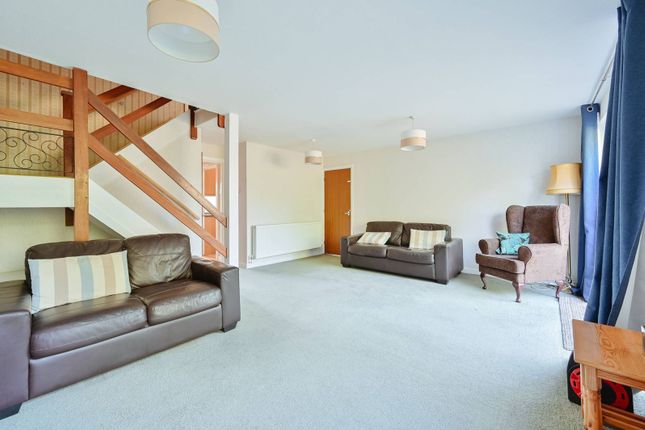 Vicarage Close, Hemel Hempstead, HP1 5 bed semi