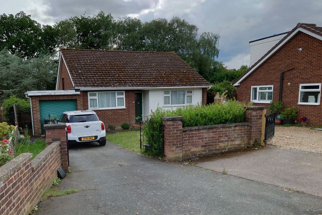 2 bed detached bungalow
