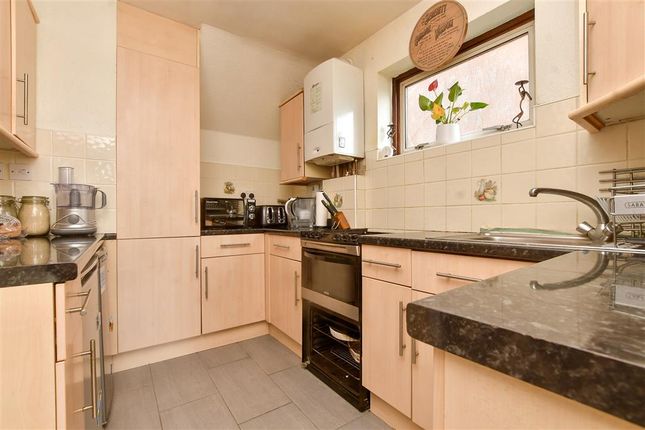 Overstone Gardens, Croydon, Surrey 3 bed semi