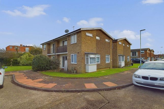 Fairlawn Drive, Worthing, BN14 8AX 1 bed ground floor flat for sale