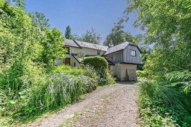 4 bed detached house