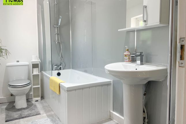 3 bed terraced house