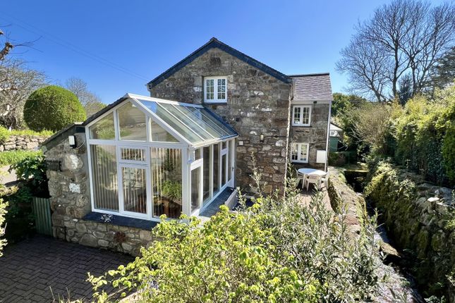 2 bed detached house