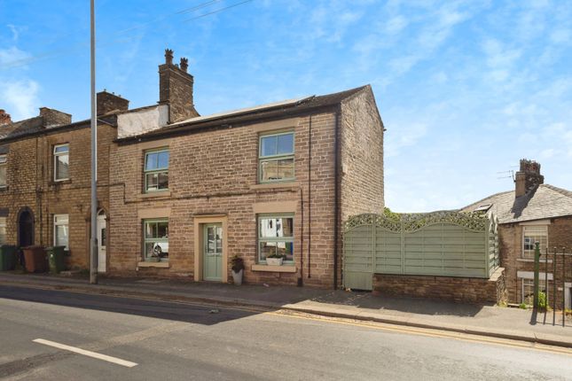 4 bedroom end of terrace house for sale