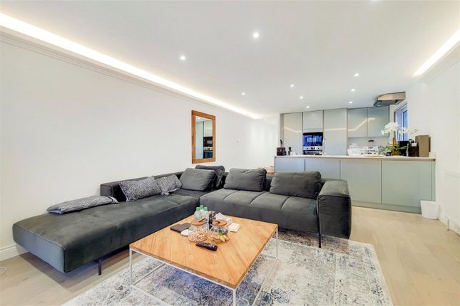 2 bed flat