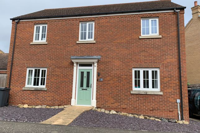 4 bed detached house