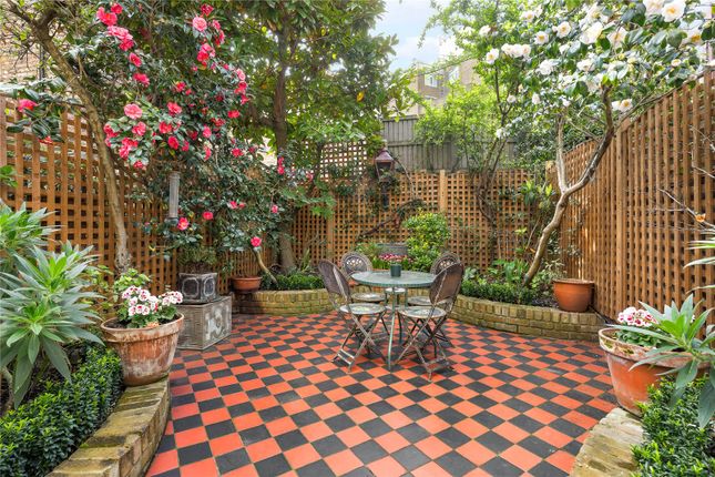 Bourne Street, London, SW1W 2 bed terraced house for sale