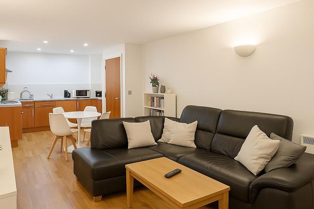2 bed flat