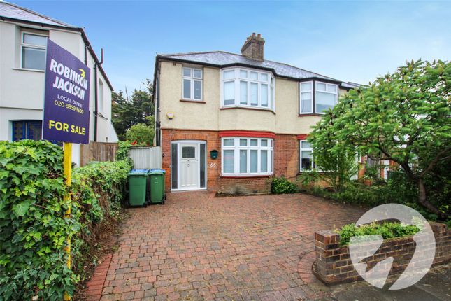 Southend Crescent, London, SE9 3 bed semi