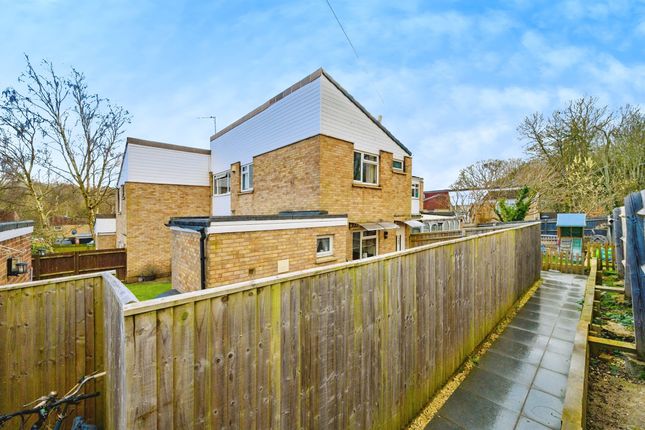 3 bed end terrace house