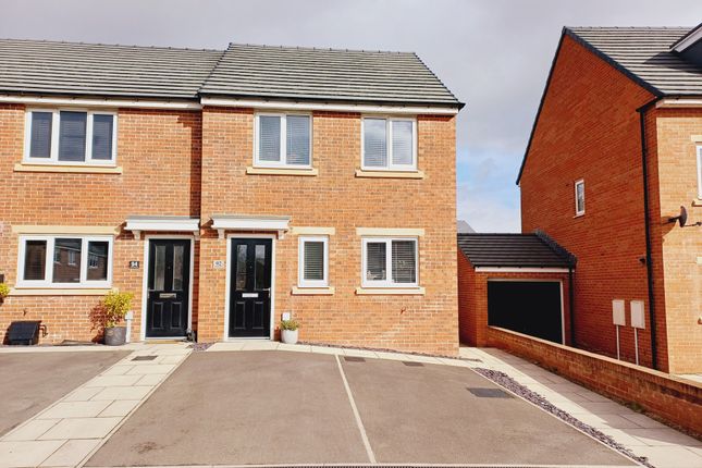 3 bedroom semi-detached house for sale