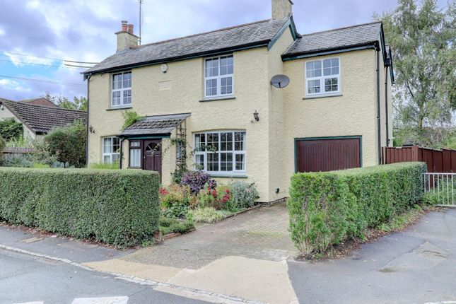 4 bed detached house